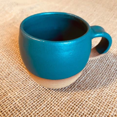 CANECA COMBINANDINHO EM CERÂMICA ARTESANAL na internet