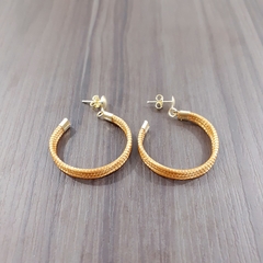 Brinco Capim Dourado. Código B36.