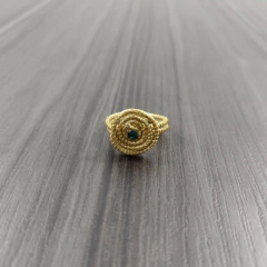 Anel Caracol Capim Dourado 4mm com Strass Verde. Código A34. - comprar online