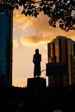 Fotografia Cadu Passos - Estatua Tiradentes - comprar online