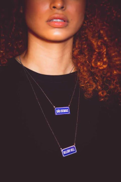 Colares Mineirês em Resina - comprar online