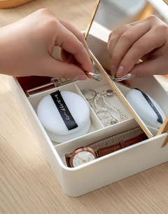 Caja porta cosméticos con espejo - comprar online