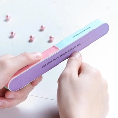 Lima para uñas en internet