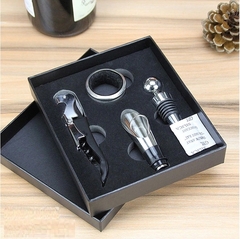 KIT DE VINO 4 PIEZAS EN CAJA