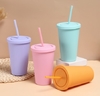 Vaso con sorbete y tapa