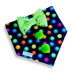 Bandana bolinhas neon gravatinha verde carnaval pet