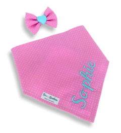 Bandana e laço bolinhas rosa com nome do pet
