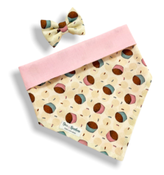 Bandana e laço brigadeiro dupla face rosa para pet