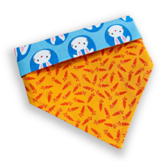 Bandana coelhinhos azul dupla face cenourinhas para pet - comprar online
