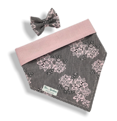 Bandana e laço floral renda dupla face rosa para pet