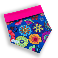 Bandana floral dupla face rosa para pet