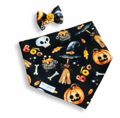 Conjunto bandana Halloween Enfeitiçado e laço