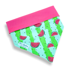 Bandana melancia e casca dupla face rosa para pet