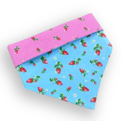 Bandana moranguinhos rosa e azul para pet - comprar online