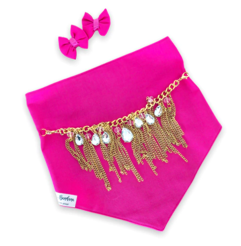Conjunto bandana pink com colar dourado e par de lacinhos