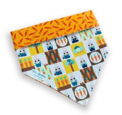 Bandana quadrinhos de Páscoa dupla face cenourinhas para pet