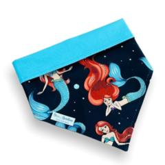 Bandana sereias ruivas dupla face azul para pet