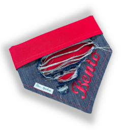 Bandana Trend jeans com vermelho personalizada com nome do pet