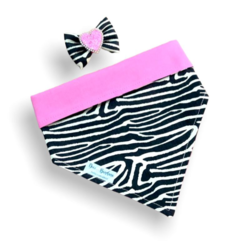 Bandana e laço zebrinha dupla face rosa para pet