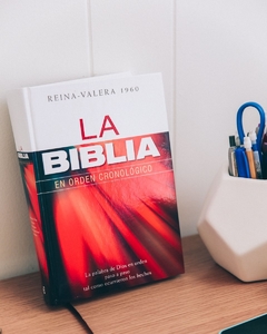 Biblia de estudio en Orden cronológico Tapa Dura