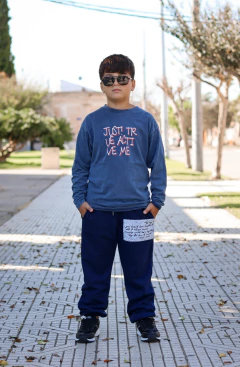 Remera manga larga pre lavada de varon JUST