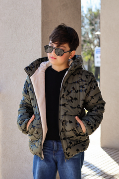 Campera de abrigo camuflada con piel por dentro