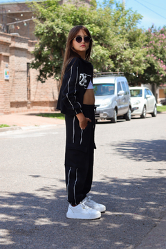 Conjunto frisado estilo deportivo de nena excelente calidad (ART. 339)