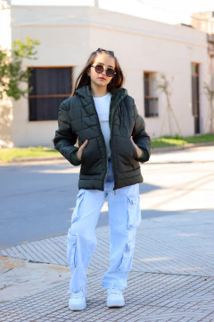 Campera lisa con bolsillos plaque con piel por dentro de nena - Kids Store