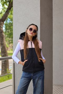 Chaleco combinado con estampa en capucha de NENA con piel por dentro