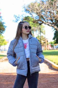 Campera lisa con bolsillos plaque con piel por dentro de nena - tienda online
