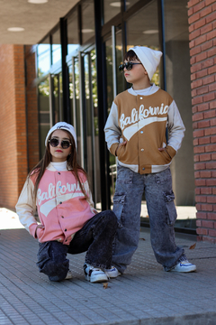 CAMPERA DE FRISA UNIVERSITARIA CALIFORNIA DE NENA (ART. 417) - tienda online