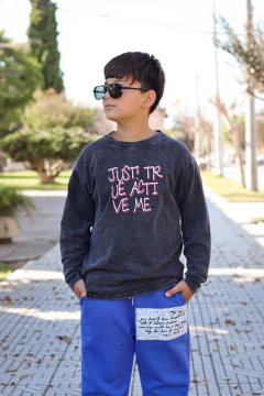 Remera manga larga pre lavada de varon JUST - comprar online