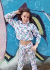 CONJUNTO BATIK CORAZONES ESTAMPADOS DE FRIZA (PANTALON + BUZO)