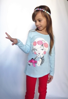 REMERA DE NENA GIRL CON APLIQUE en internet