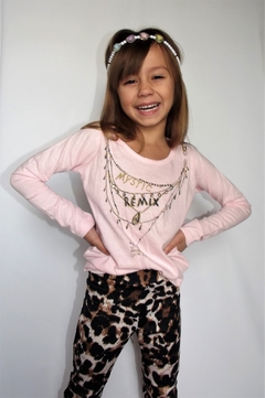 REMERA CON APLIQUES DE DIAMANTES en internet