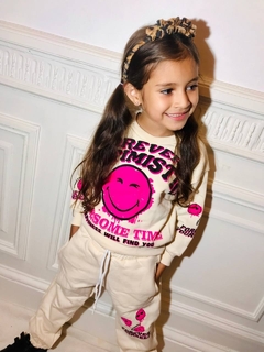 CONJUNTO FRISADO FOREVER EMOJI DE NENA (BUZO + PANTALON)
