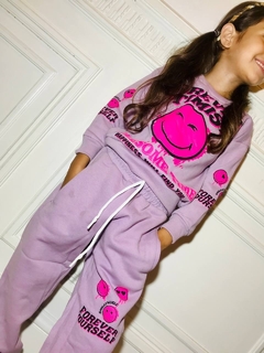 Imagen de CONJUNTO FRISADO FOREVER EMOJI DE NENA (BUZO + PANTALON)