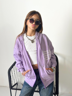 Campera de frisa LOVE de nena en internet