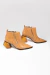 BOTA KROKO EM COURO CARAMELO – ESTILO WESTERN E CANO BAIXO - comprar online