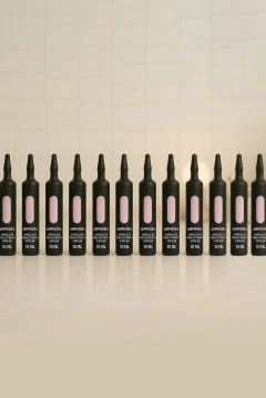 Ampola de Reconstrução Capilar- Kit com 12 unidades - comprar online