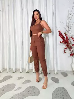 Calça Jogger Linho Botão Frontal na internet