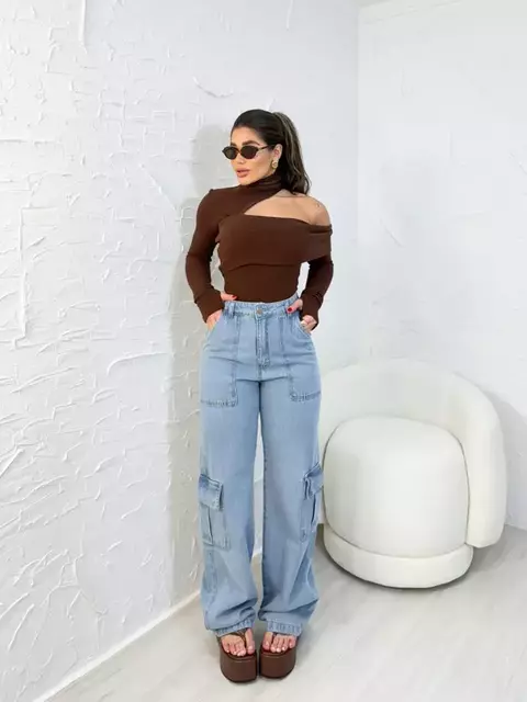 Calça Cargo Flare