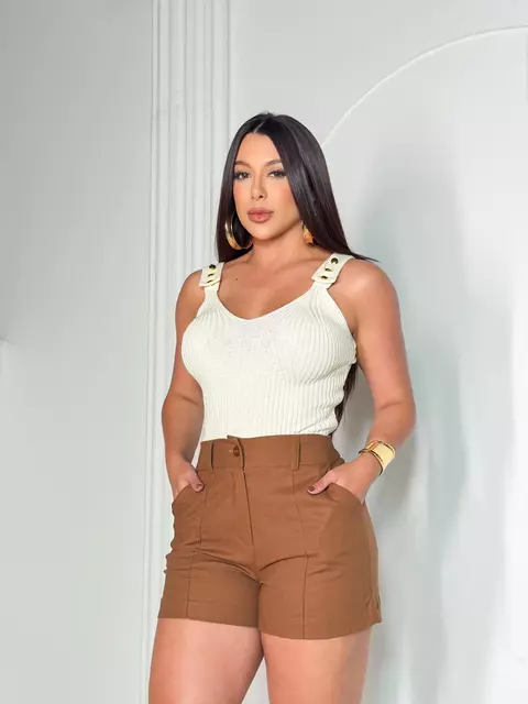 Blusa Tricot Decote Coração Botão Dourado