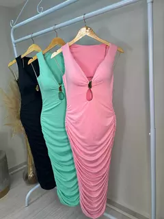 Vestido Midi Fivela Dourada - Linha Chic