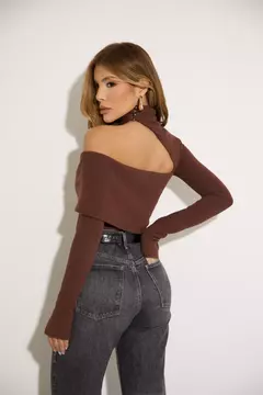 Blusa Helo na internet