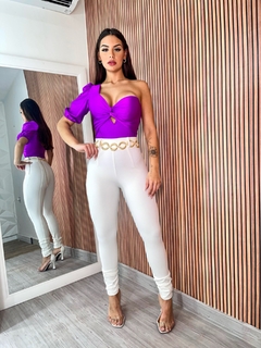 Calça Skinny com Cinto Ponto Roma