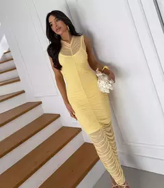 Vestido Salua na internet