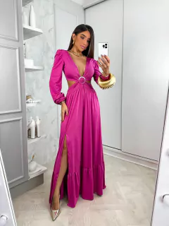 Vestido Longo Manga Princesa com Detalhe em Argola