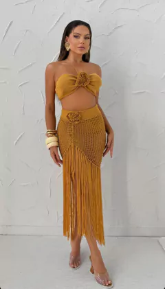 Conjunto Pareô Flor (Top e Saia Midi Franja) na internet