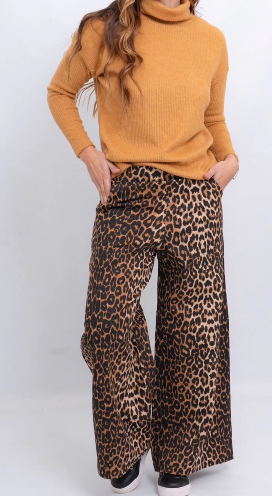 Pantalón Aitana bengalina animal print
